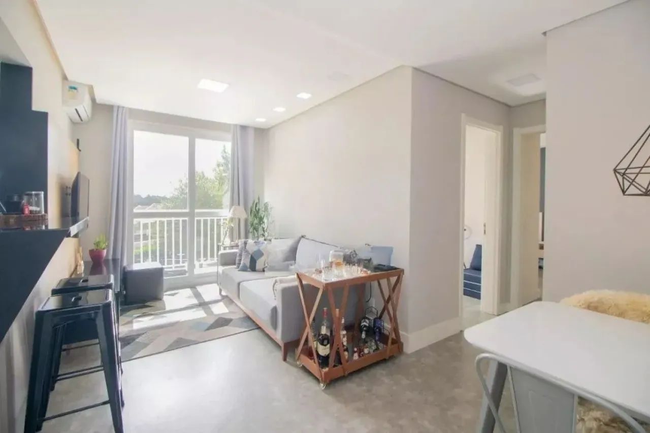 Apartamento semi mobiliado 2 dormitórios bairro Jardim Sabará - Foto 2