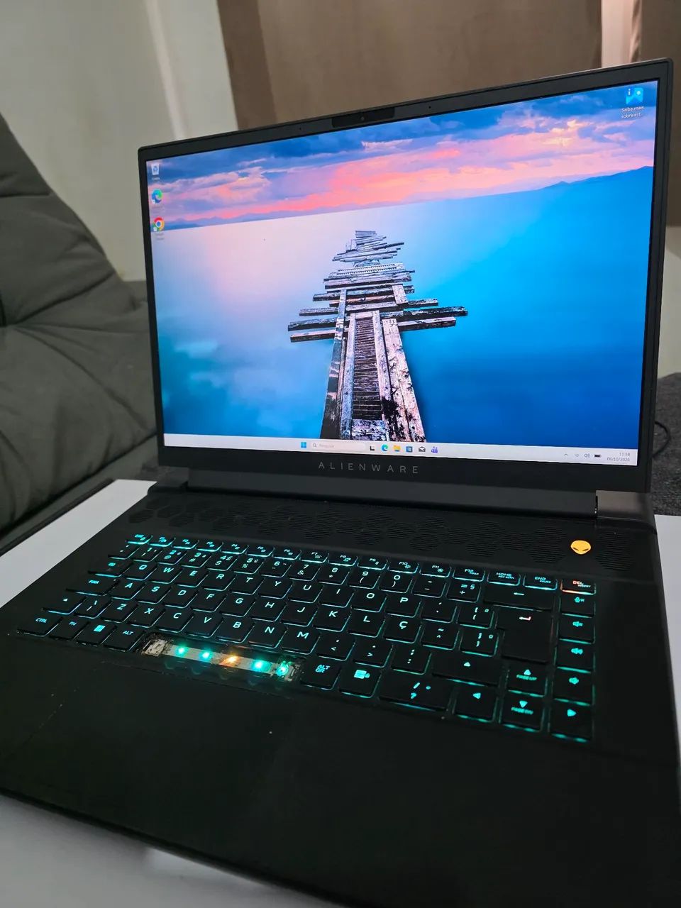 Notebook alienwere Dell M16 R1