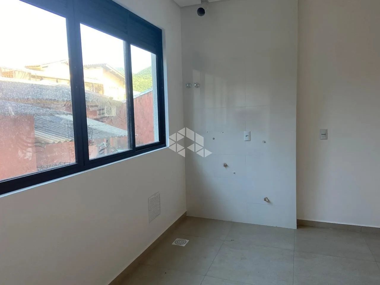APARTAMENTO 2 QUARTOS COM SUÍTE, CHURRASQUEIRA E LAZER COMPLETO NOS INGLESES, FLORIANÓPOLI - Foto 4