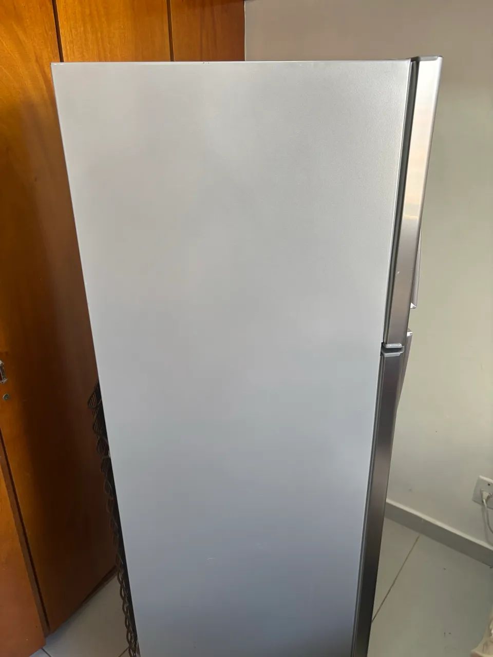 Refrigerador Electrolux 310 litros inox  - Foto 3