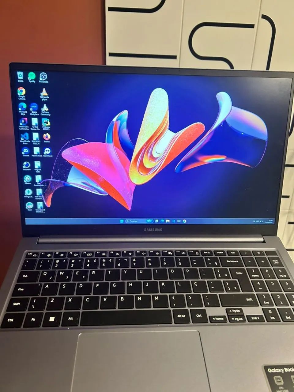 Notebook Samsung Galaxy Book4 Intel 8GB 256GB SSD Seminovo - Foto 3