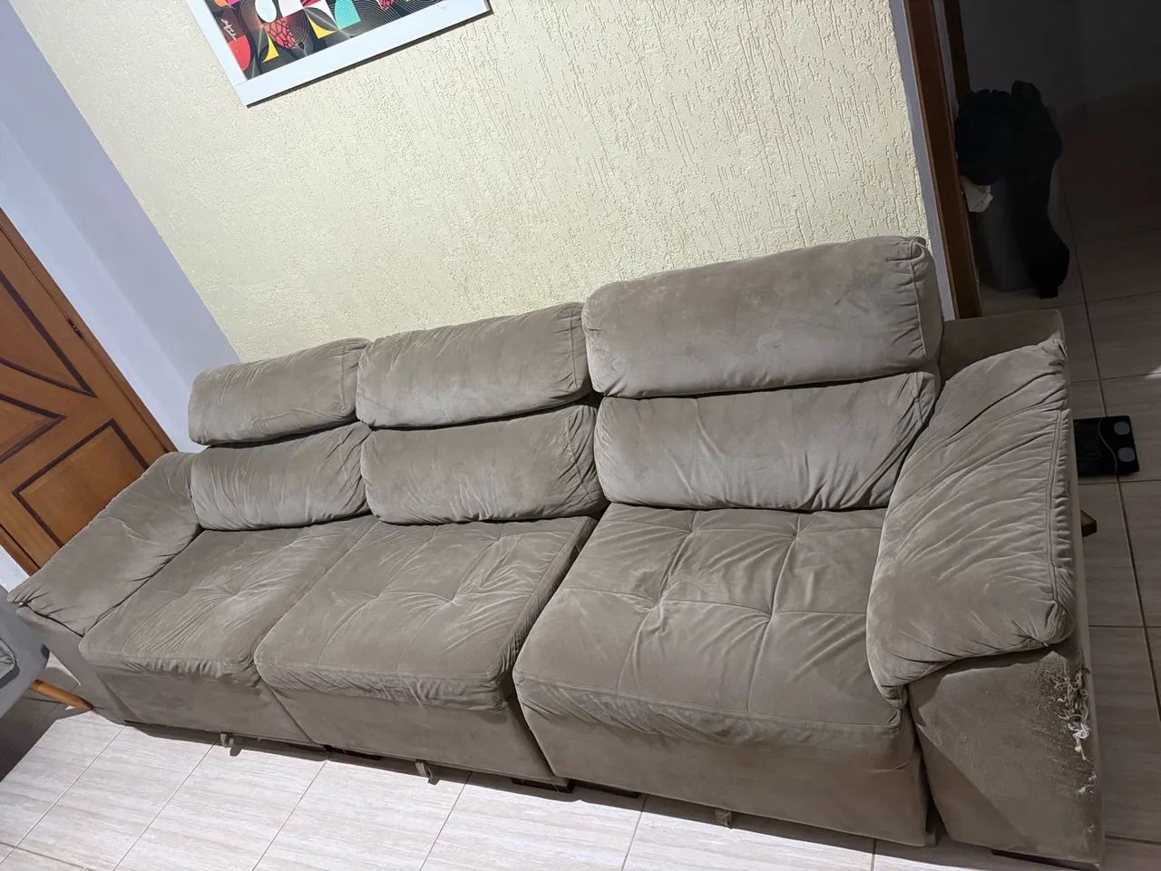 Sofá grande bem grande