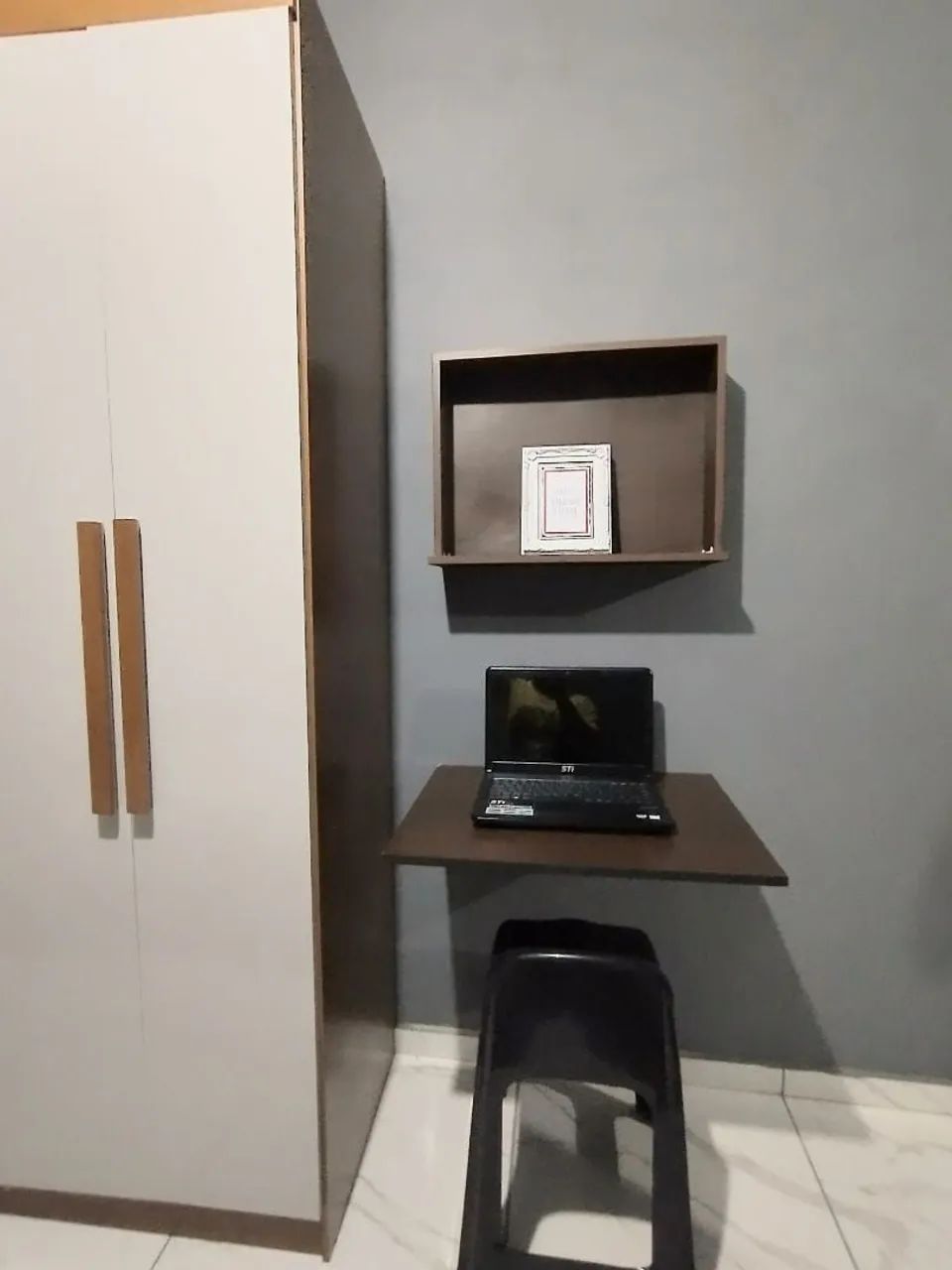 Kitnet mobiliada para homens - Foto 4