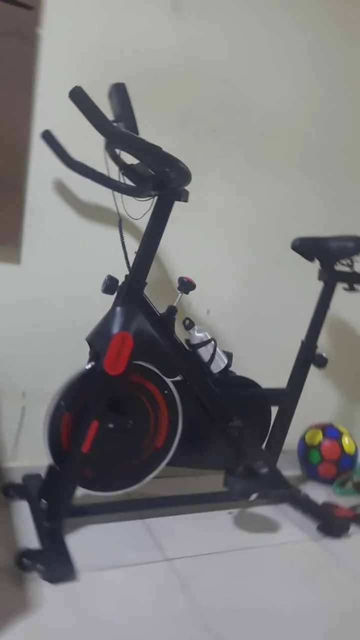 Bicicleta ergométrica profissional 