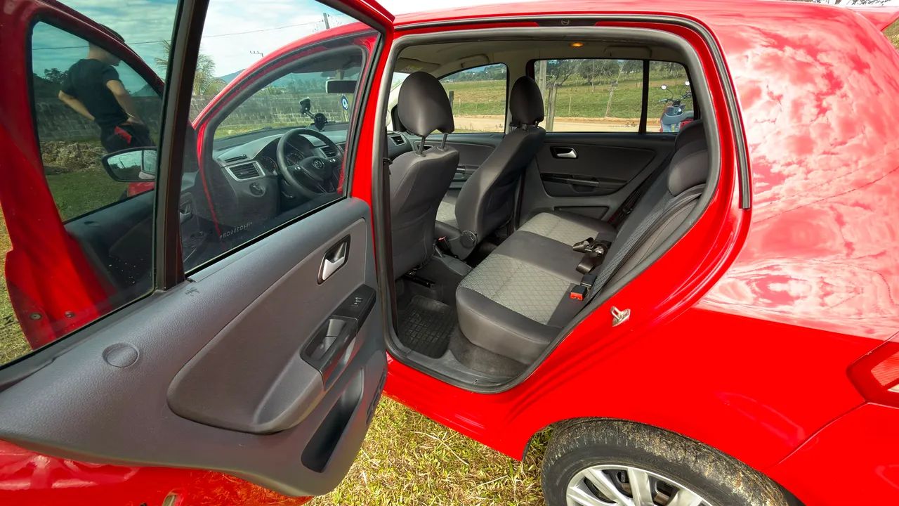 Volkswagen Fox Trendline 1.6 Flex 8V 5P 2017 - Foto 4