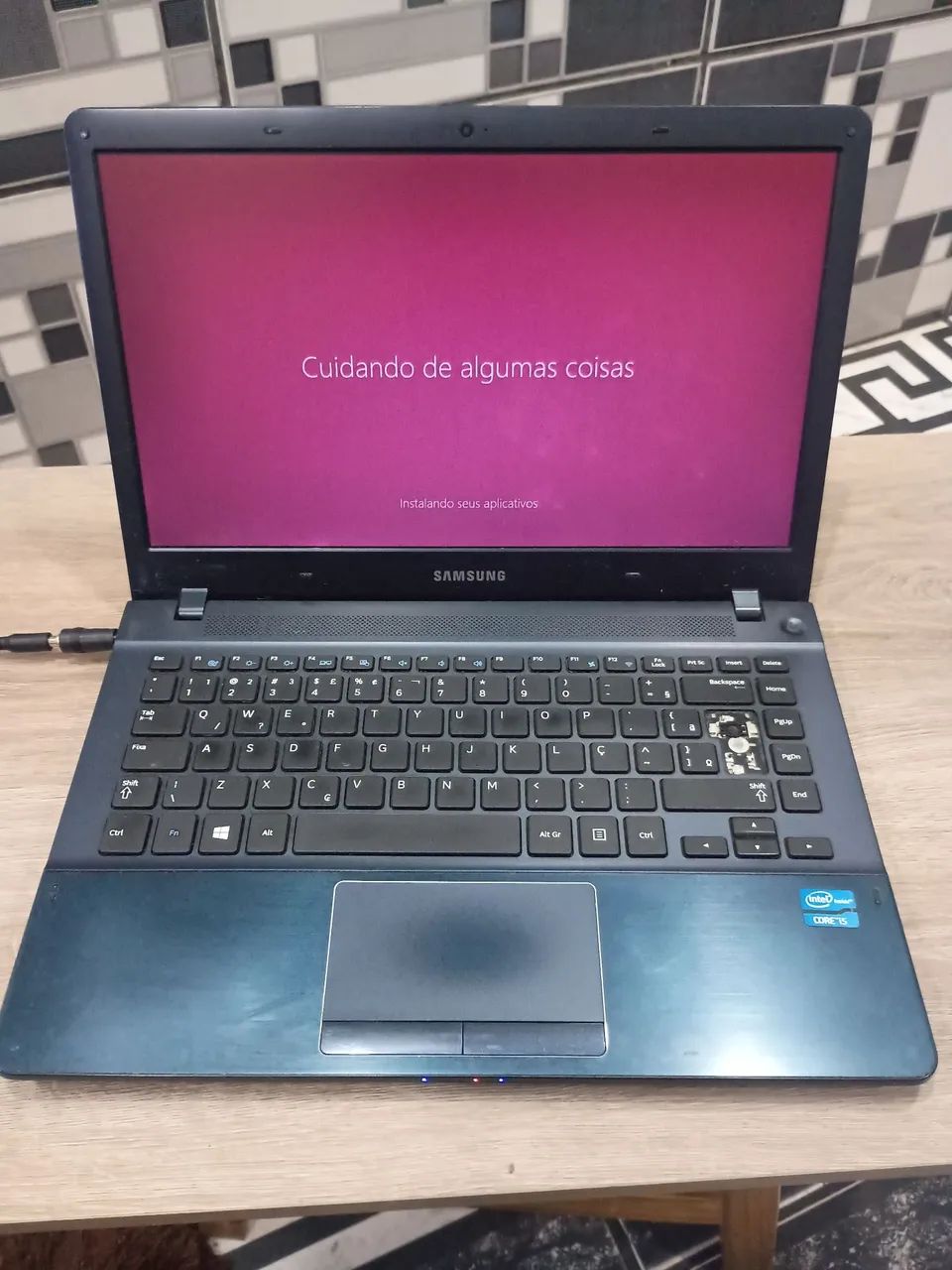 Notebook Samsung para retirar peças 