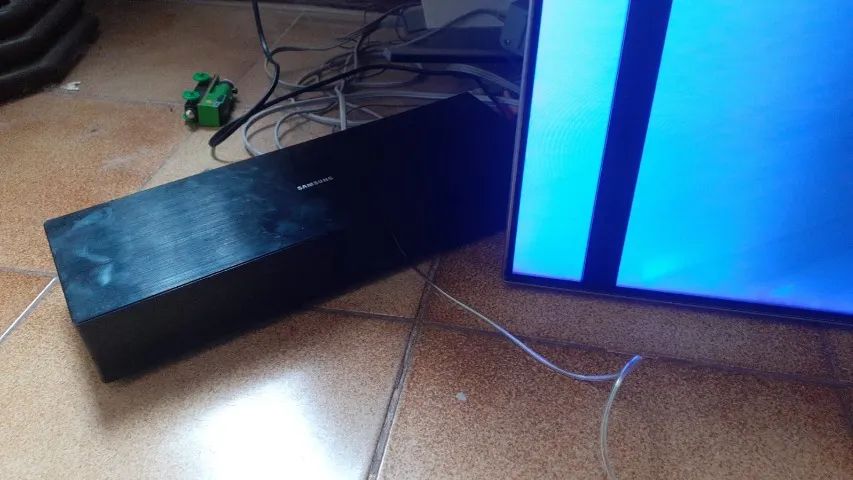 TV Samsung Modelo QN55Q7FNA com defeito - Foto 2