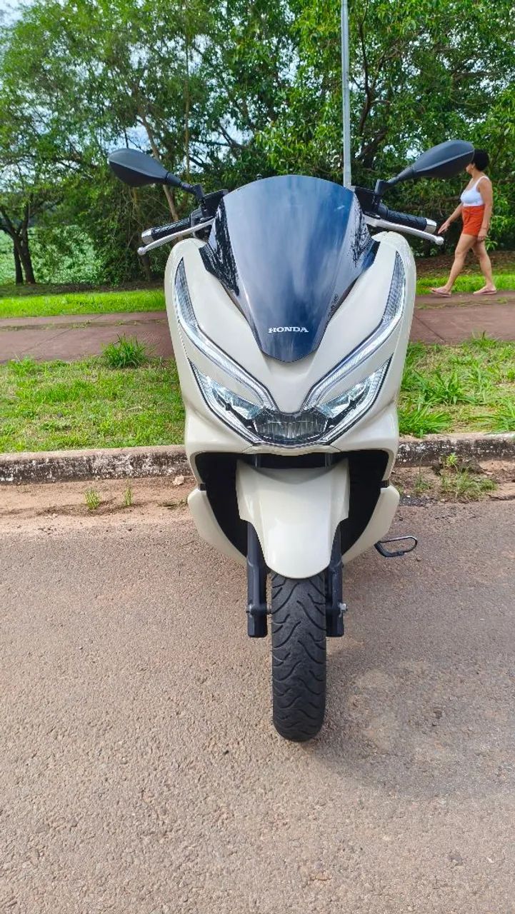 PCX DLX 2019 - Foto 3