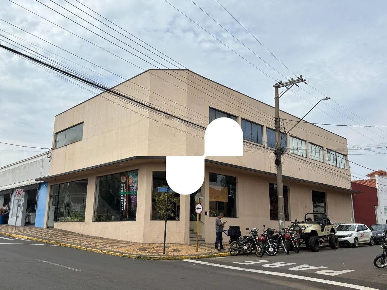 Sala Comercial Ampla - Próximo à Rodoviária de Pirassununga - Foto 2