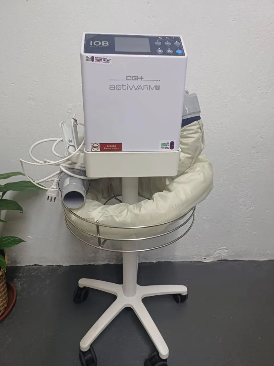 AQUECECOR PARA PACIENTES ACTIWARM, MODELO IOB507