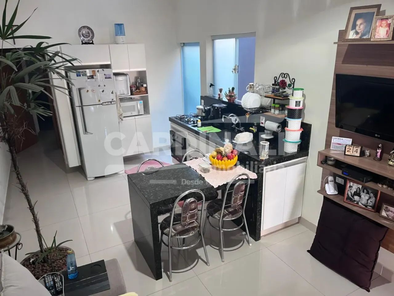 Casa com 3 dormitórios sendo 1 suite com banheira - Foto 3