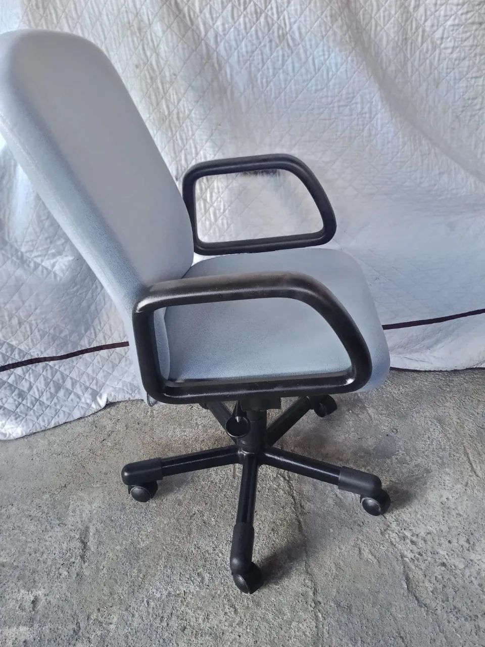 Cadeira modelo Diretor - Foto 2