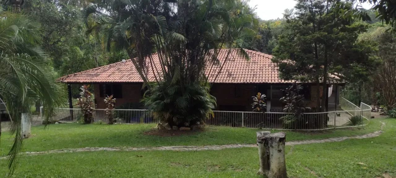 Chácara com acesso Asfaltado e Ribeirão de Água Limpa. - Foto 4