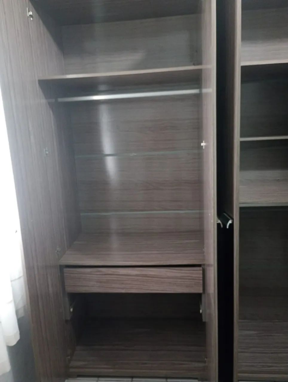 Guarda roupa casal: 6 portas - Foto 2