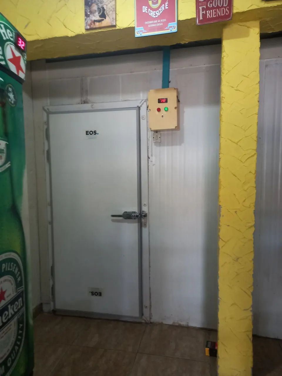 Vendo itens para distribuidora de bebidas