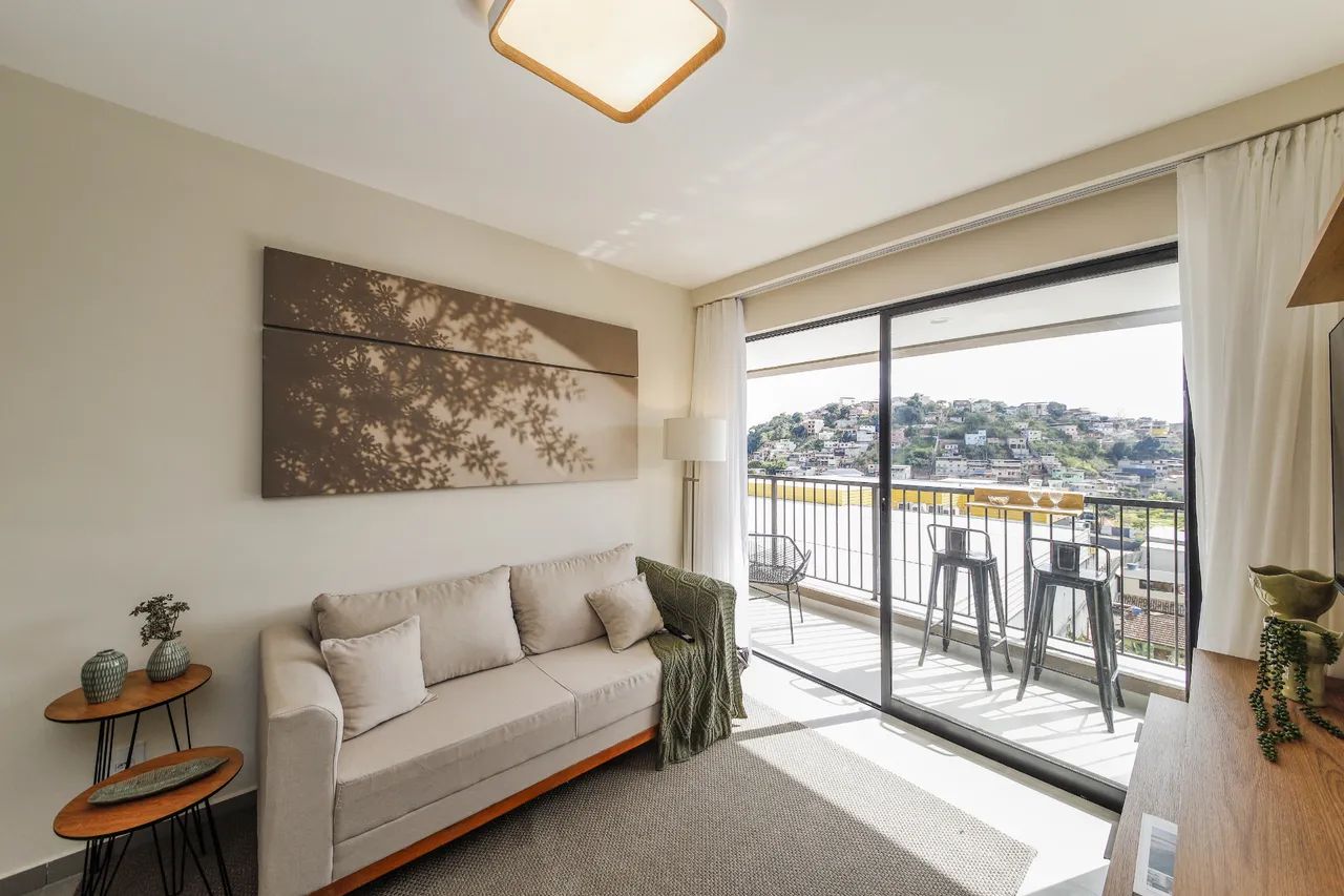 Apartamento 2 quartos com suíte e varanda, totalmente mobiliado e decorado e próximo à UFJ - Foto 5
