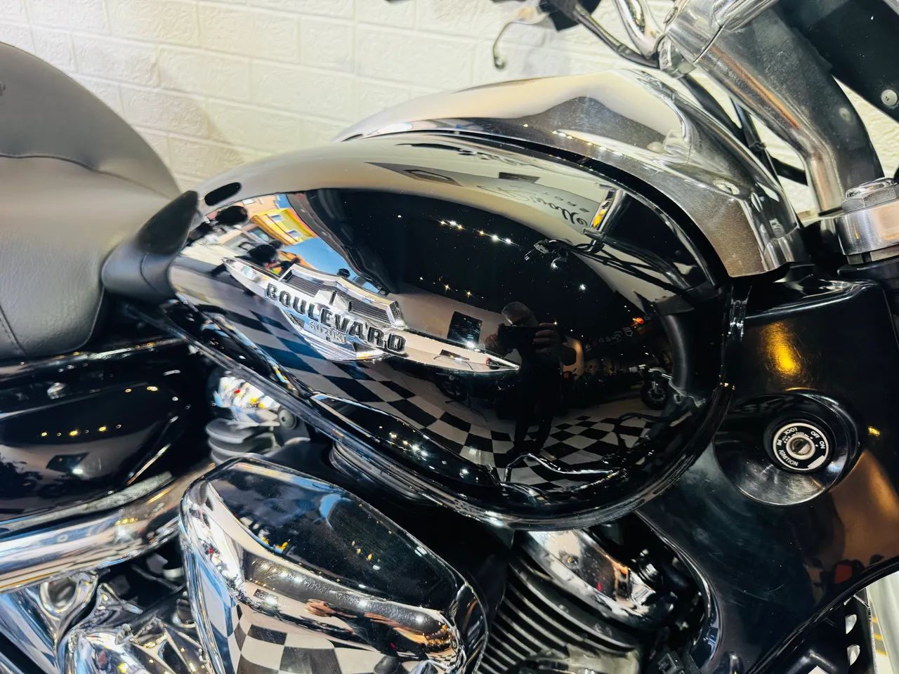 SUZUKI BOULEVARD M800 R  - Foto 4