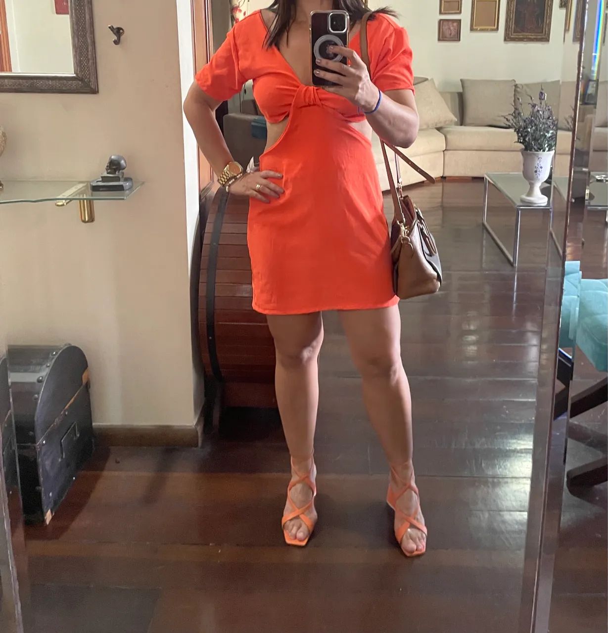 Vestido coral em crepe  - Foto 3