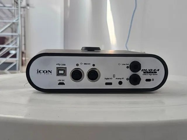 Duo 44 live - Interface de Áudio - Foto 3