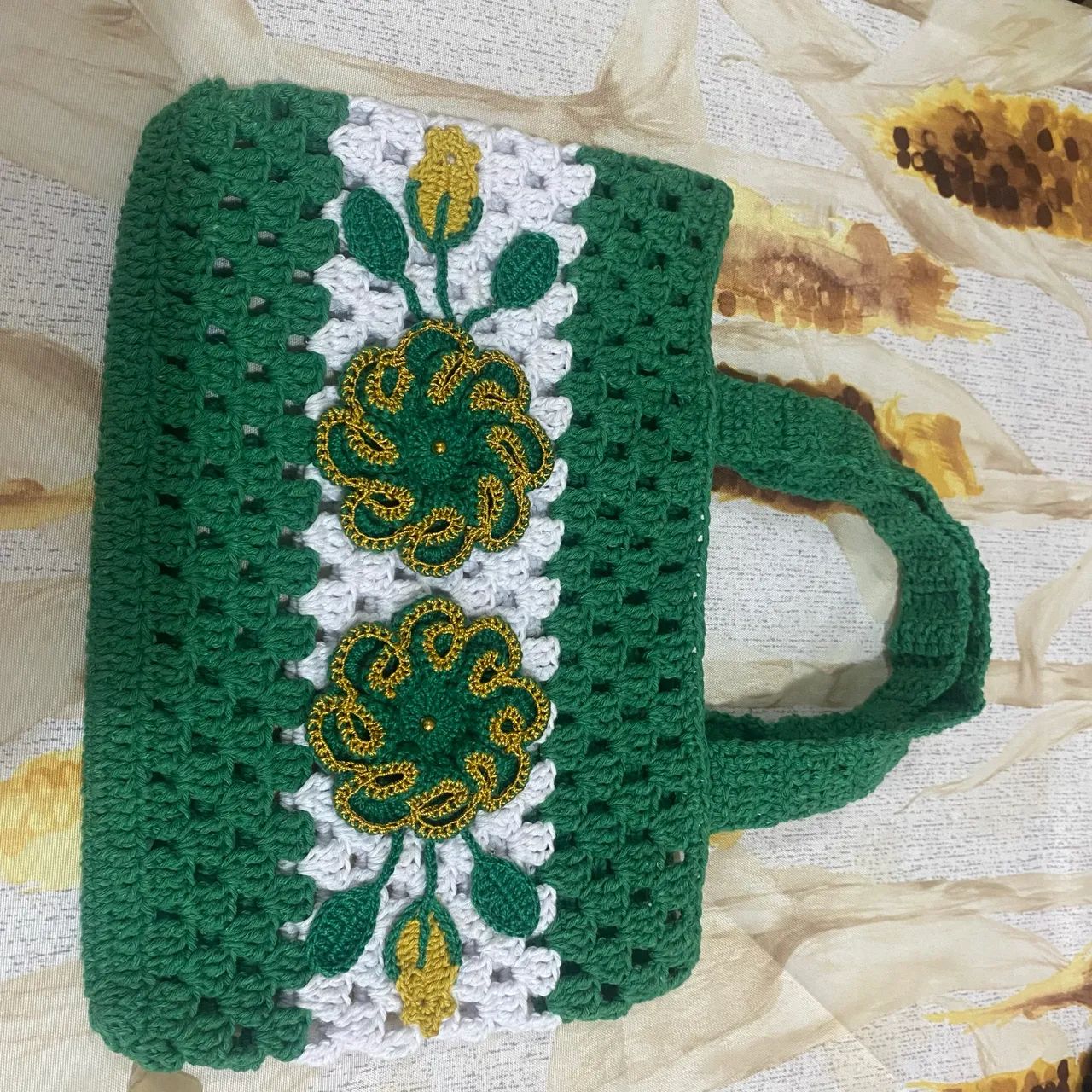 Bolsa pequena de croche