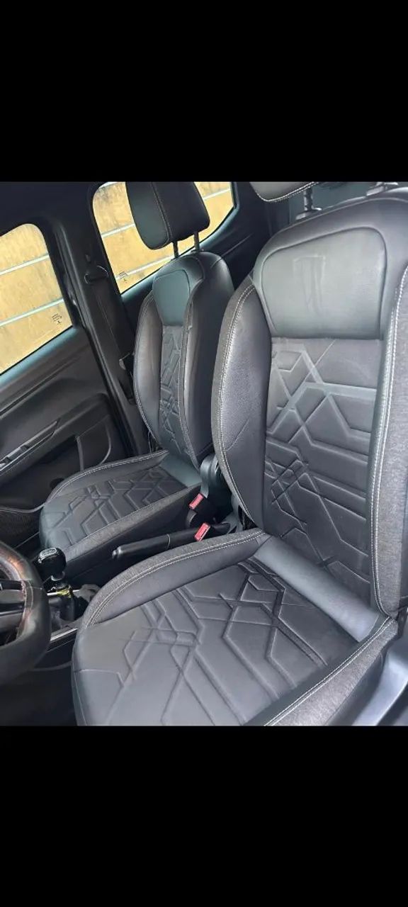 Fiat Strada Volcano 1.3 Flex 8V CD 2021 - Foto 4