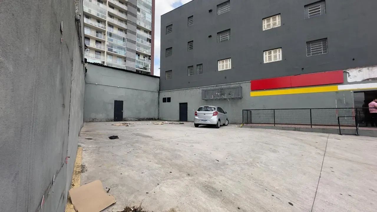 Aluga-se salão comercial com estacionamento próximo ao shopping internacional - Foto 2