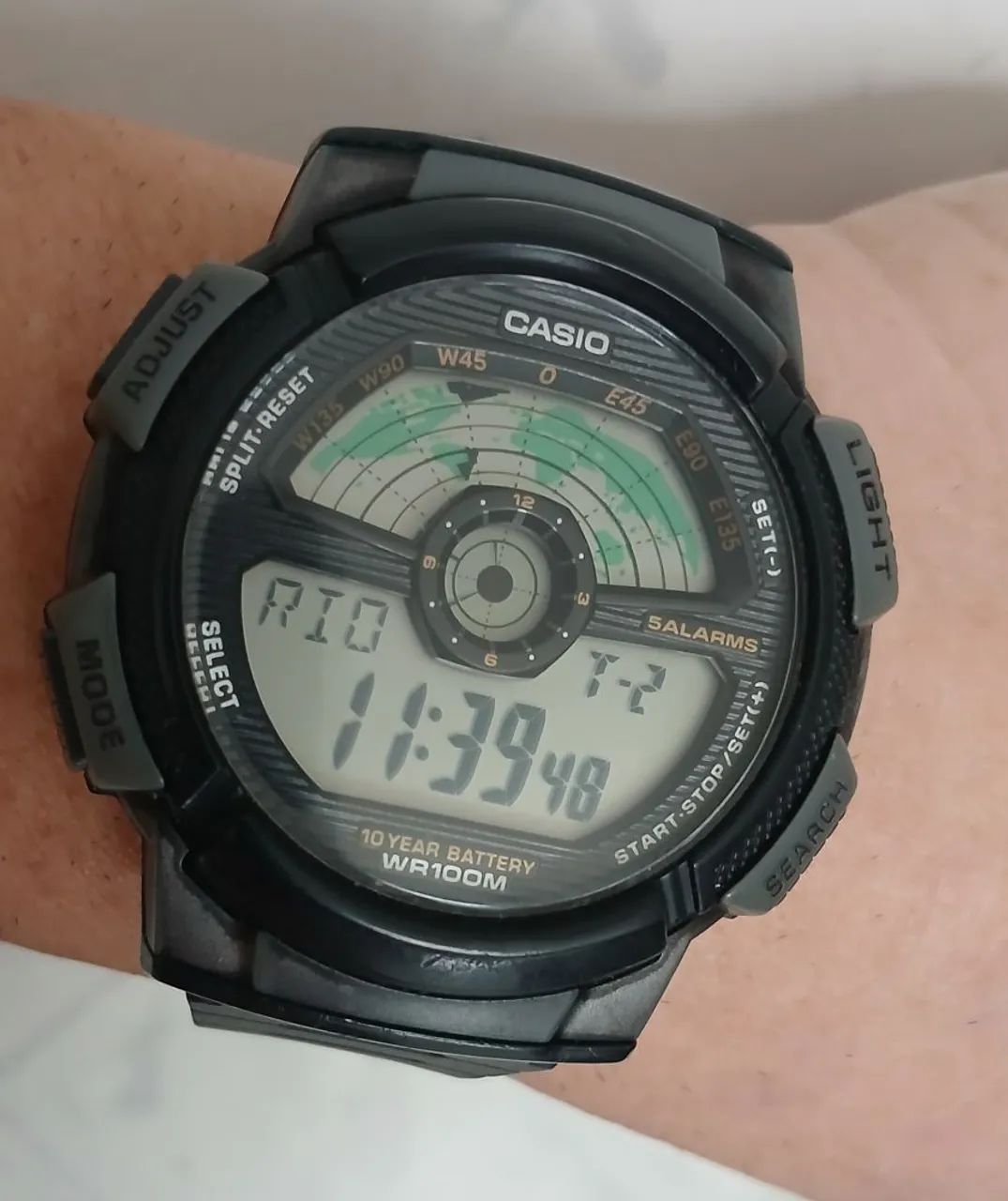 Relógio vintage original CASIO WORLD TIME impecável, ac troca por automáticos.