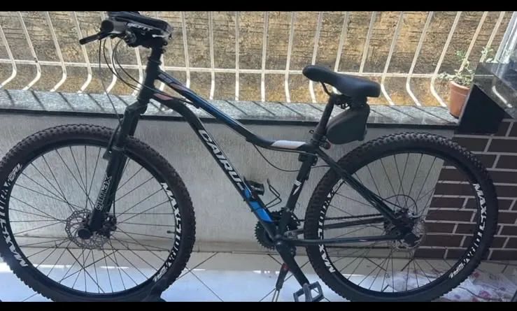 Vendo bicicleta aro 29 seminova 