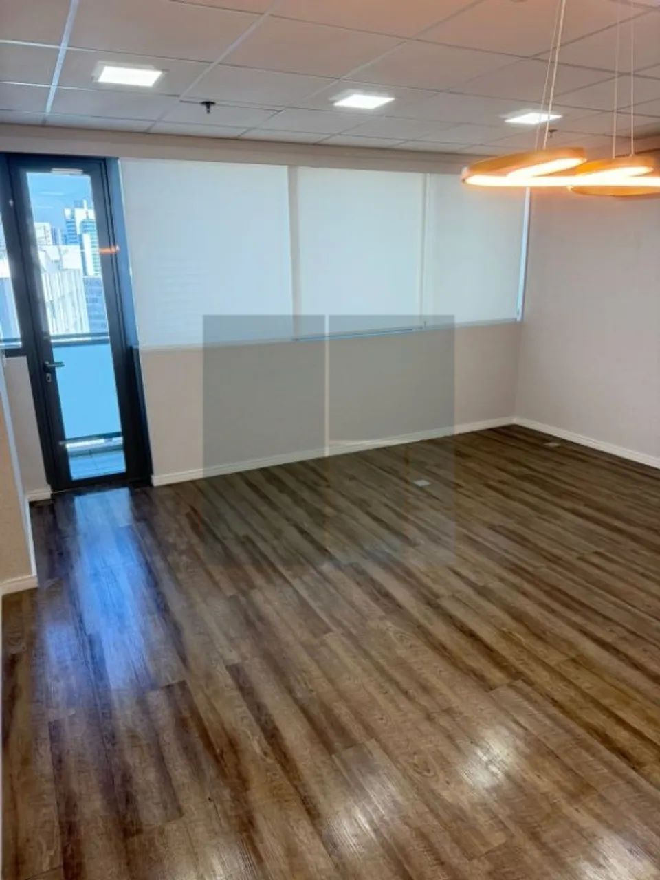 Sala Comercial Equipada no Condomínio Praça Pamplona - Foto 2