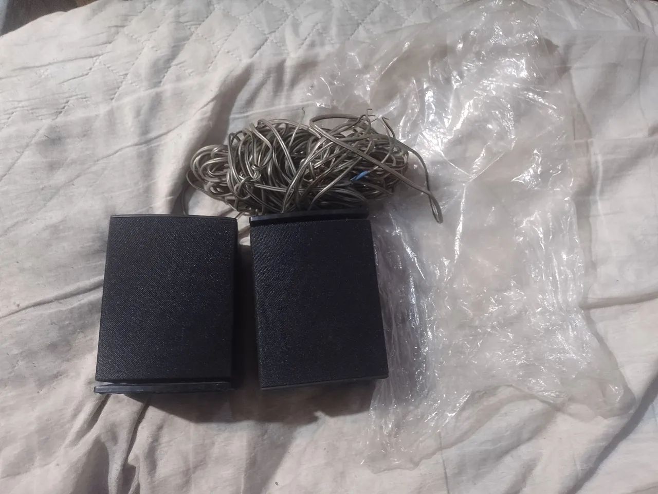  2 caixinhas de home theater novas - Foto 2