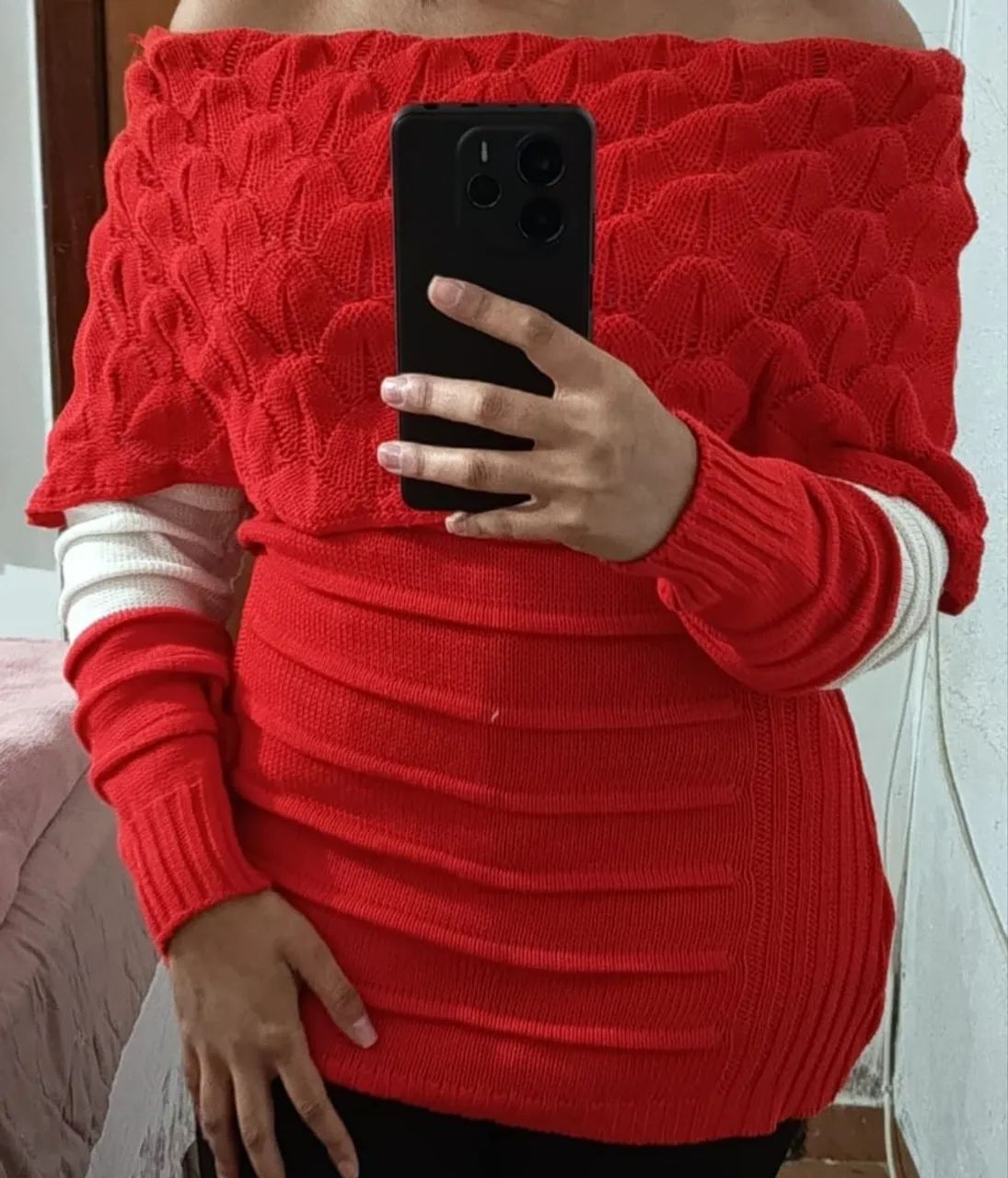 Blusa de Tricô Ombro a Ombro .