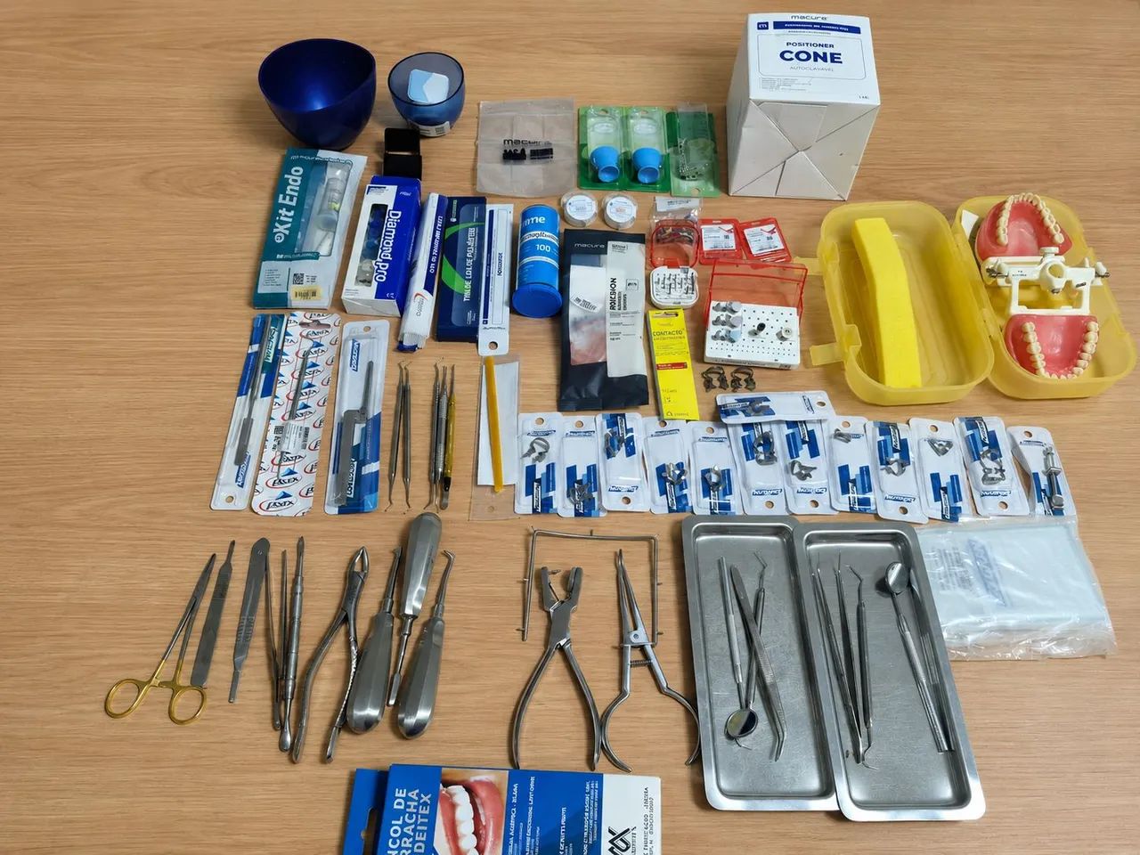 Produtos de odontologia 