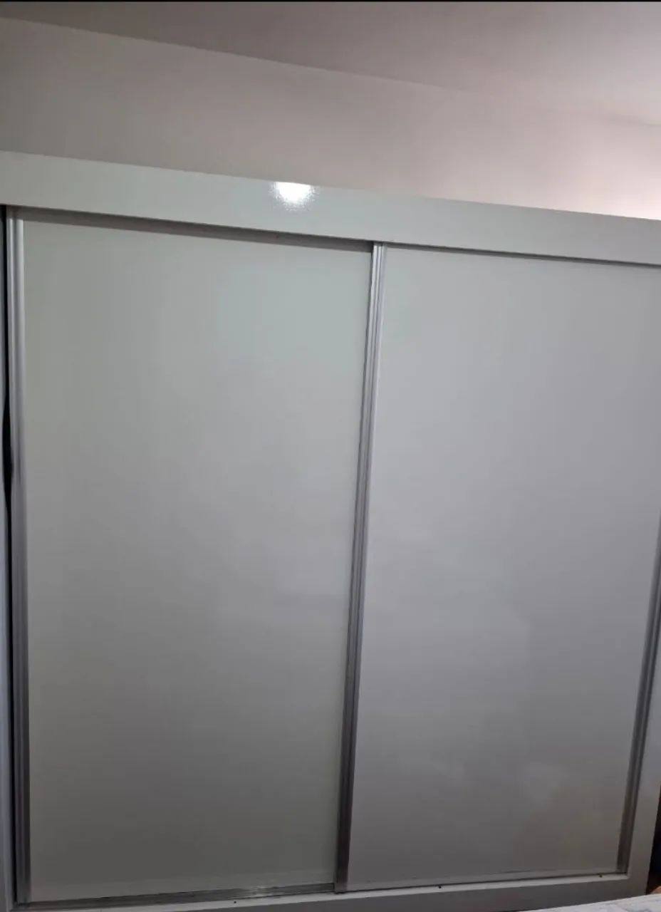 Guarda roupa casal