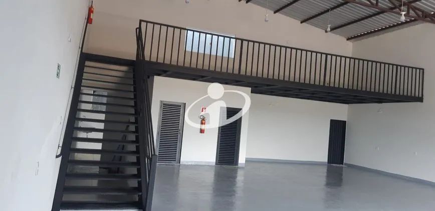 Aluguel Galpão LOTEAMENTO LUIZOTE DE FREITAS IV - Foto 5