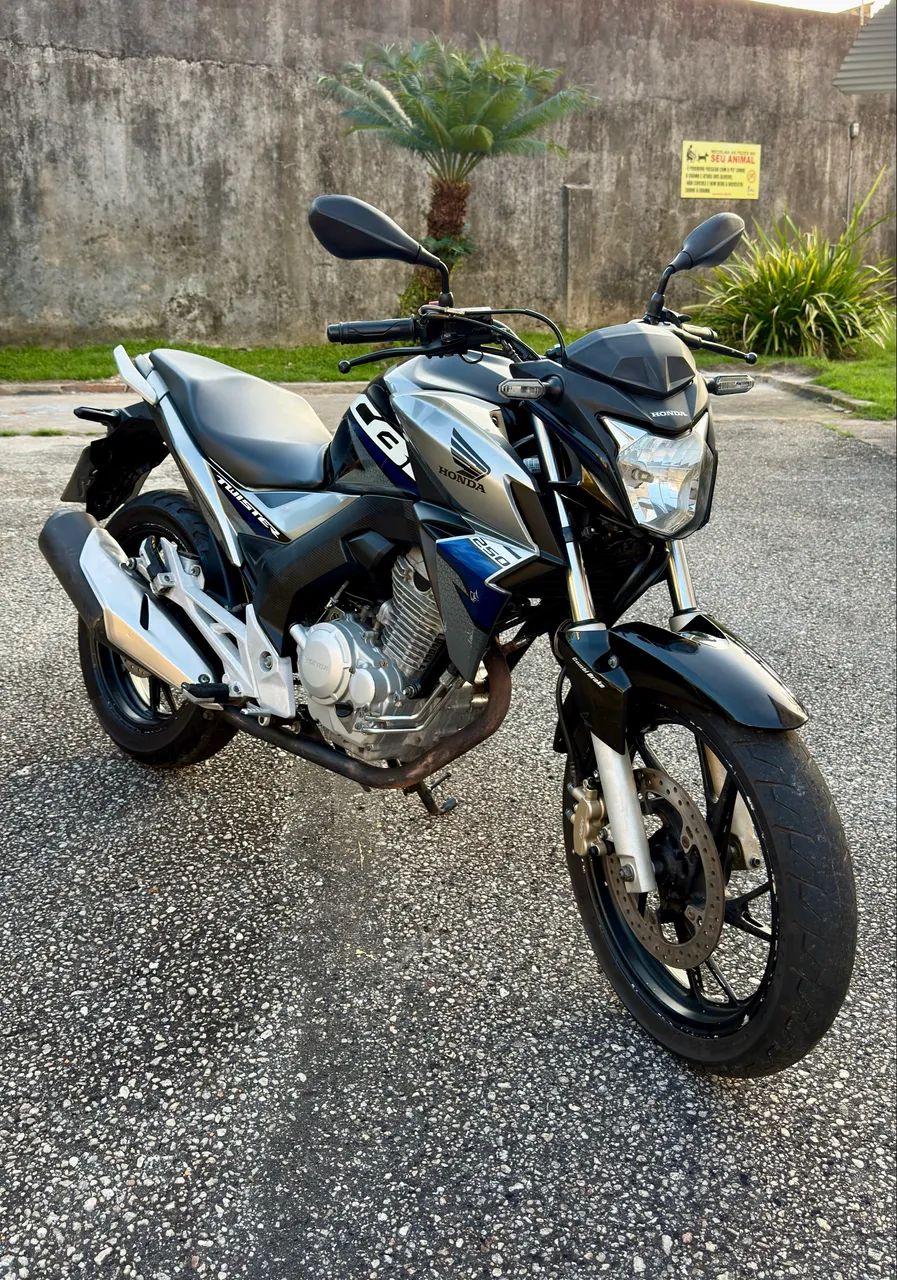 Cb Twister