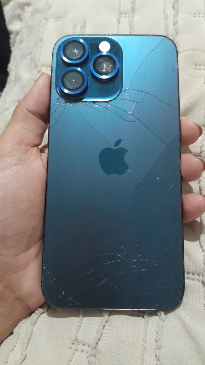 iPhone 15 Pro max  - Foto 2