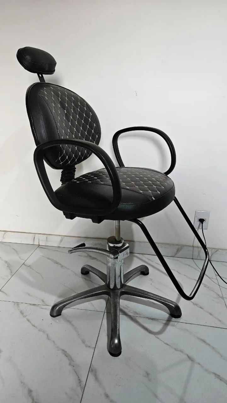 Cadeira de barbeiro  - Foto 4