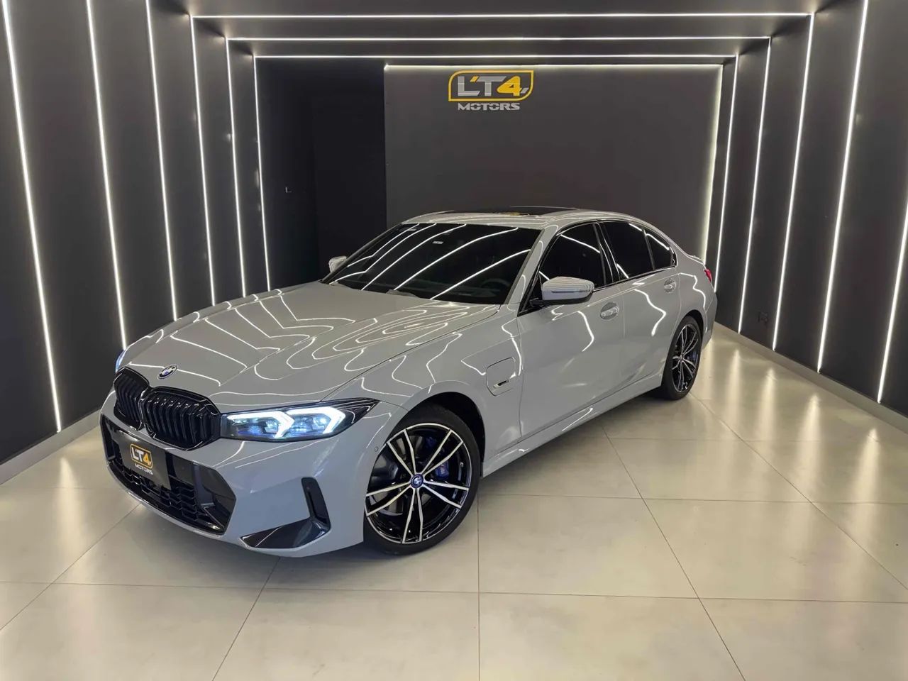 BMW 330E 330e M Sport 2.0 Turbo Aut. (Híbrido) 2023