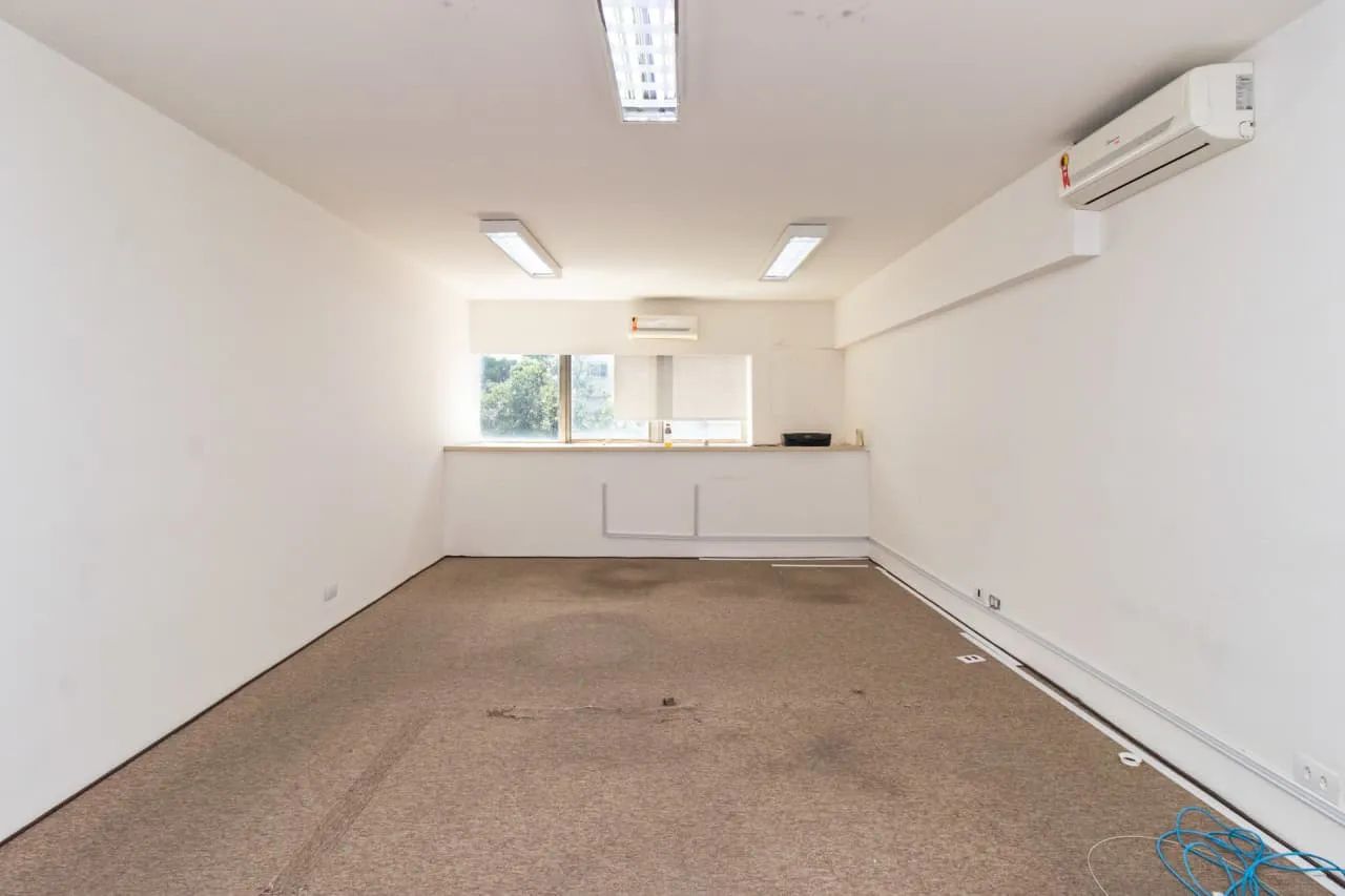 Sala comercial na Avenida Angélica, 1814 - 704  80 m²
