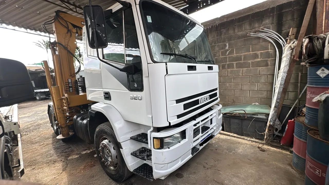 Iveco ecursor 450 munck rodomaq  - Foto 5