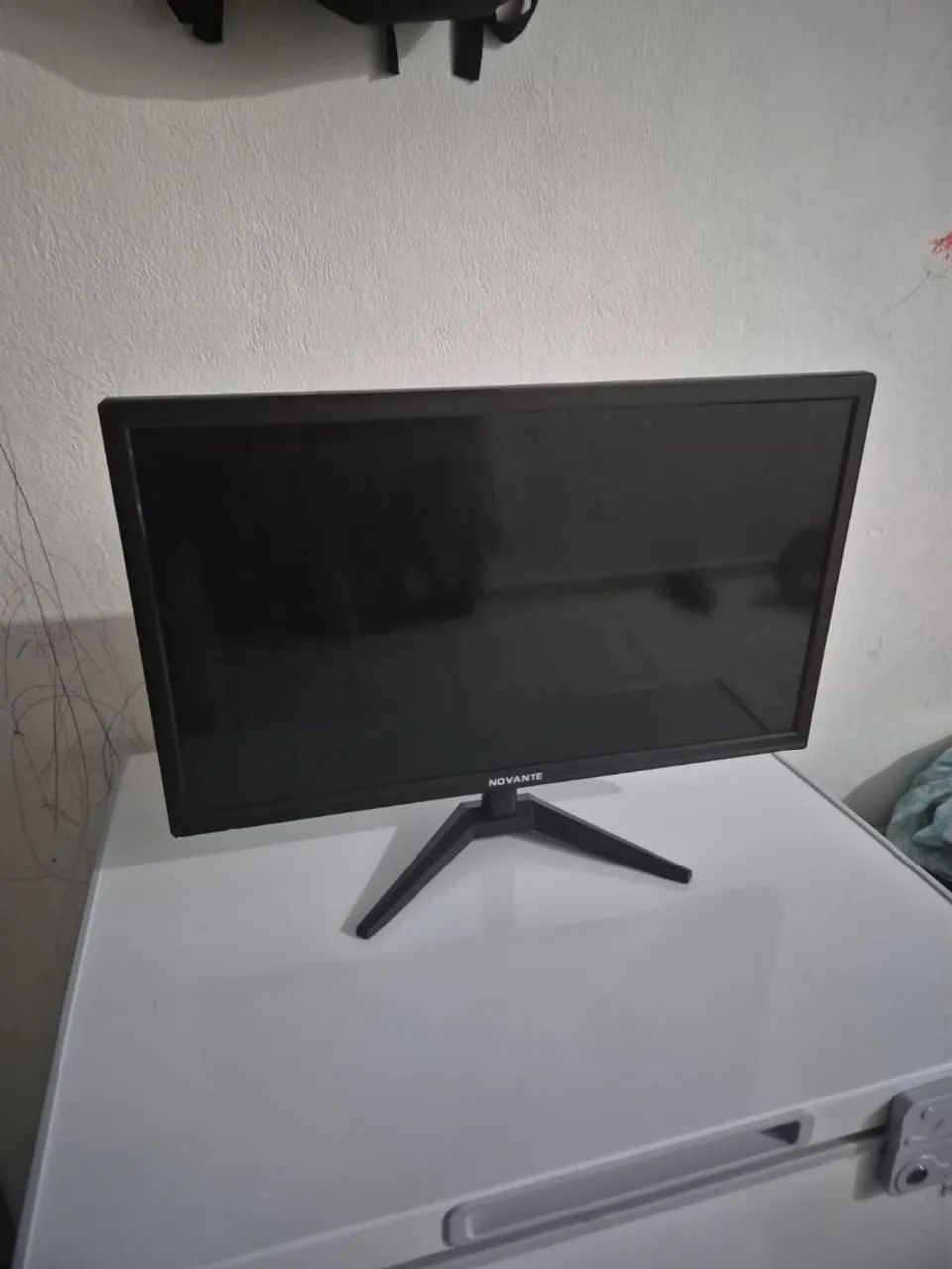 Monitor 24 