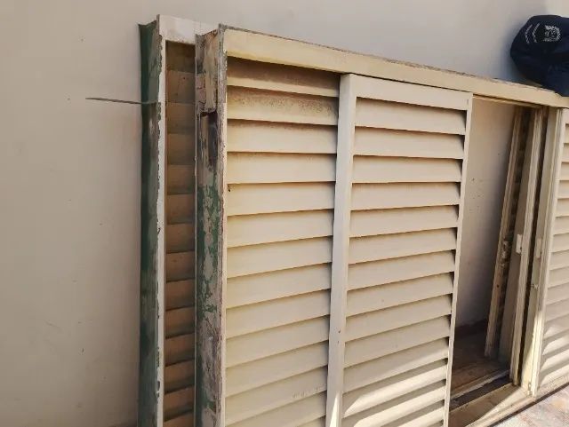 Venezianas e vitros 