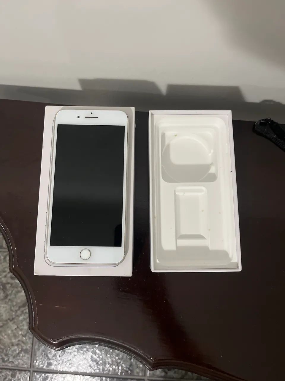IPHONE 8 PLUS 