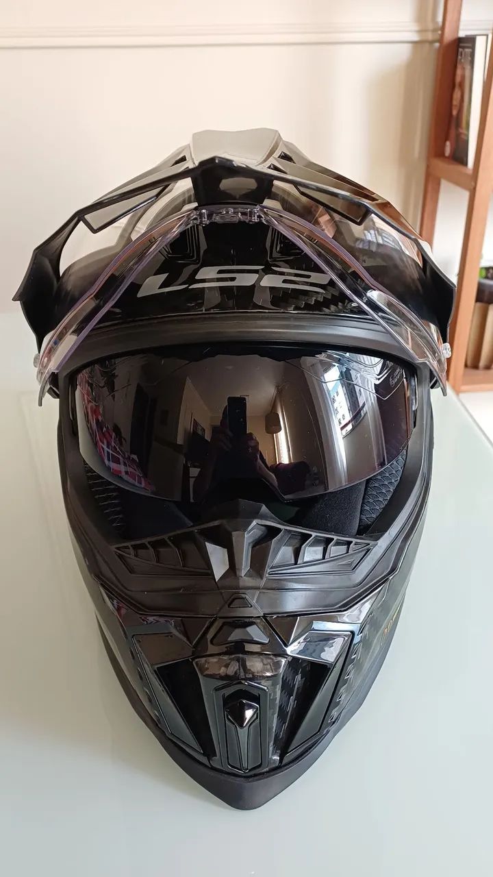 Capacete LS2 Carbon Explorer