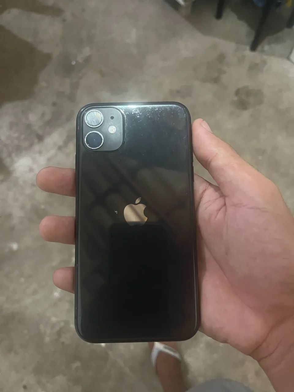 VENDE-SE IPHONE 11 64gb