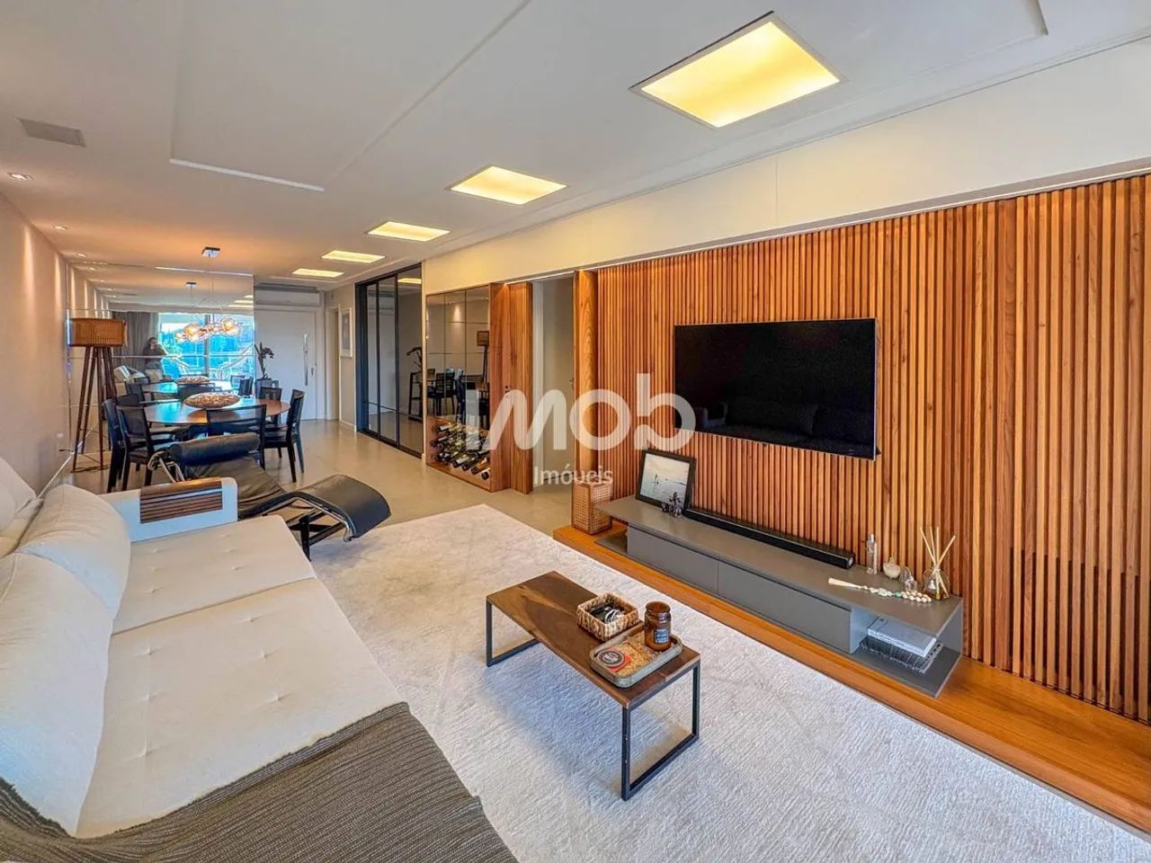 APARTAMENTO COM 3 SUÍTES, CENTRO - Foto 2