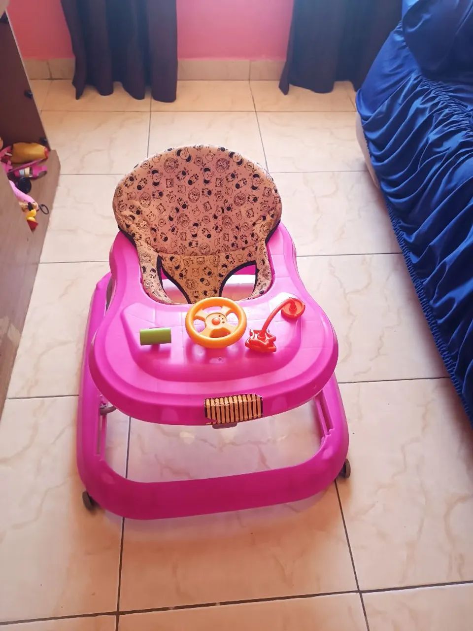 Carrinho de bebê e andador  - Foto 3