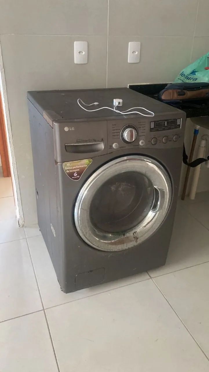 Vendo Máquina de Lavar e Secar 