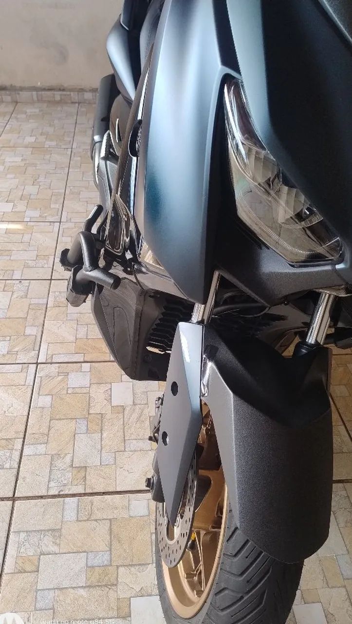 Xmax 250  - Foto 4