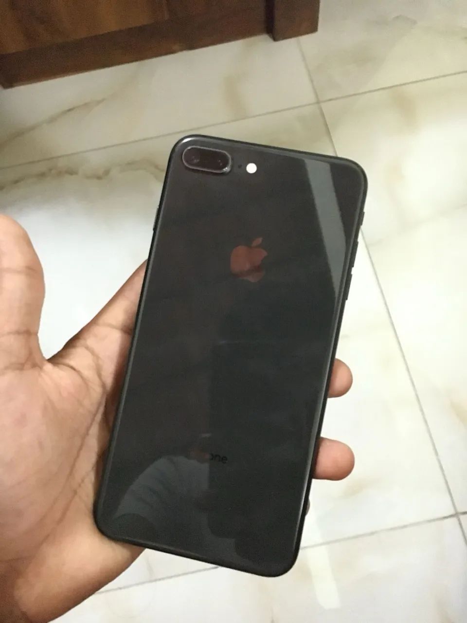     iPhone 8 Plus Preto - Conservação Excelente | Preço a Combinar